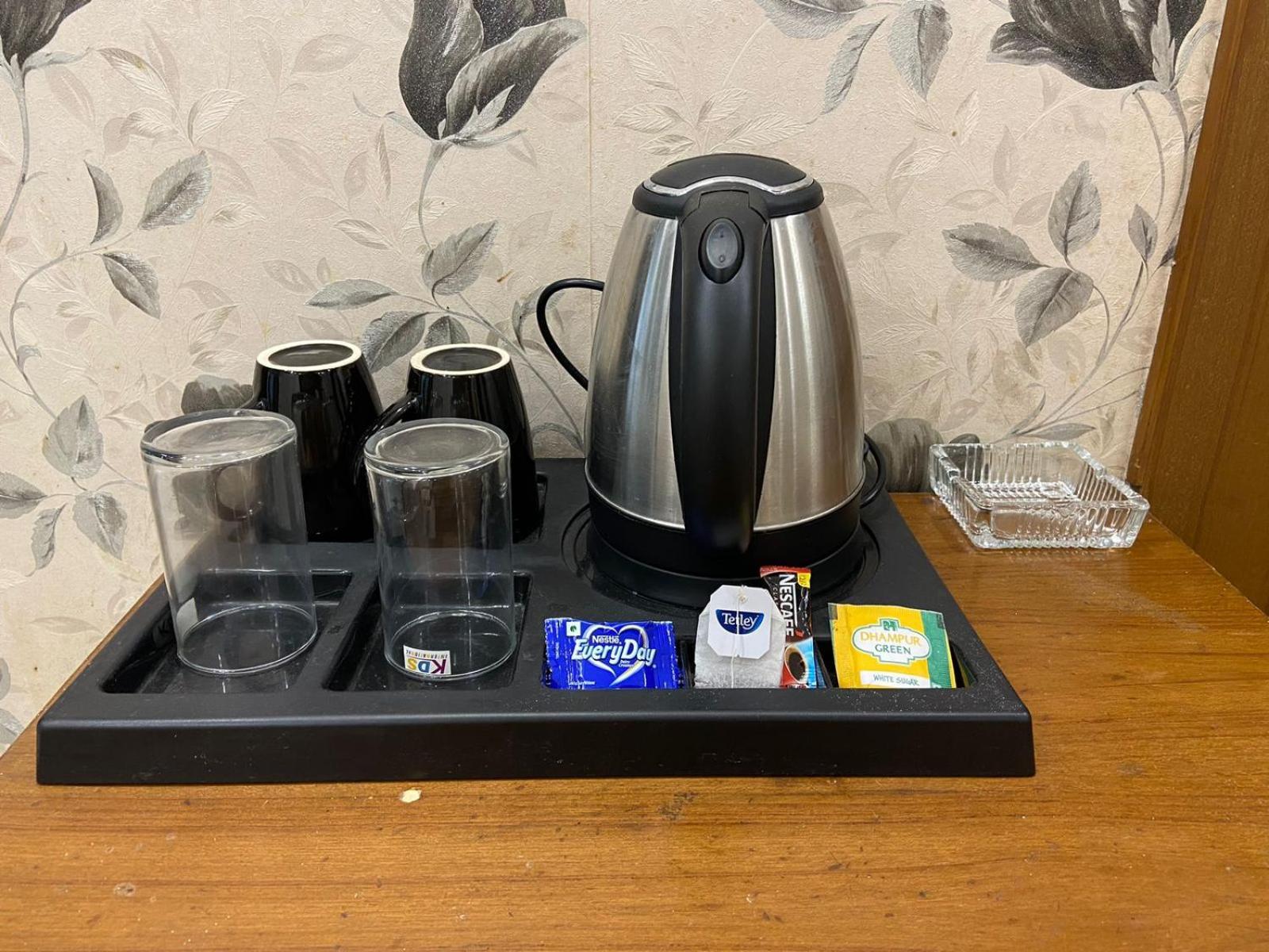 Hotel Leaf 9 Boutique, Near Golf Course Road And Galleria Market Gurgaon Zewnętrze zdjęcie