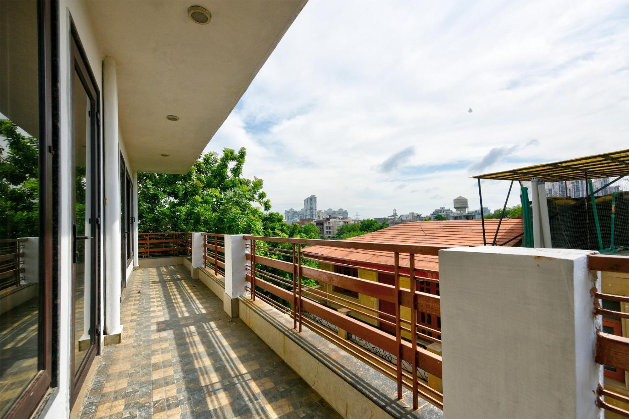 Hotel Leaf 9 Boutique, Near Golf Course Road And Galleria Market Gurgaon Zewnętrze zdjęcie