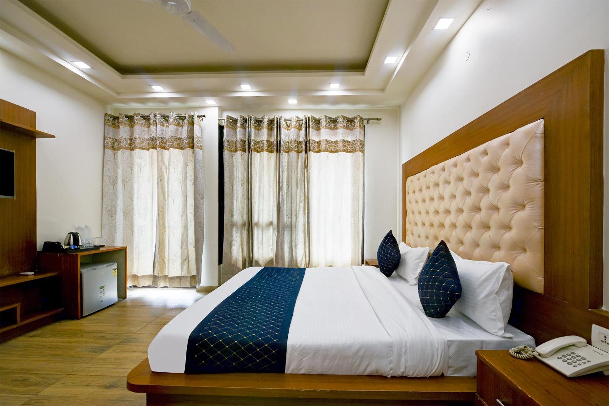 Hotel Leaf 9 Boutique, Near Golf Course Road And Galleria Market Gurgaon Zewnętrze zdjęcie