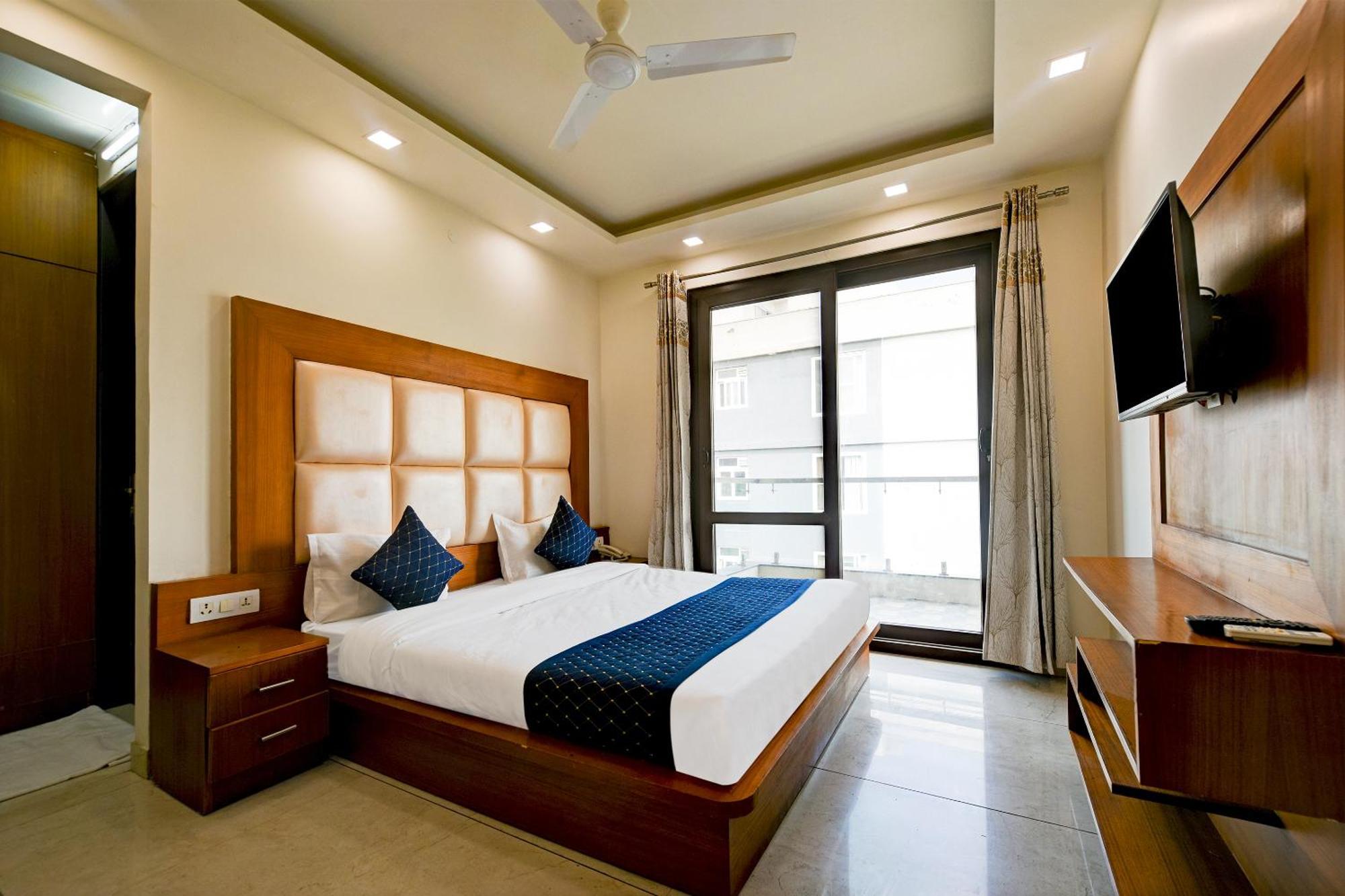 Hotel Leaf 9 Boutique, Near Golf Course Road And Galleria Market Gurgaon Zewnętrze zdjęcie
