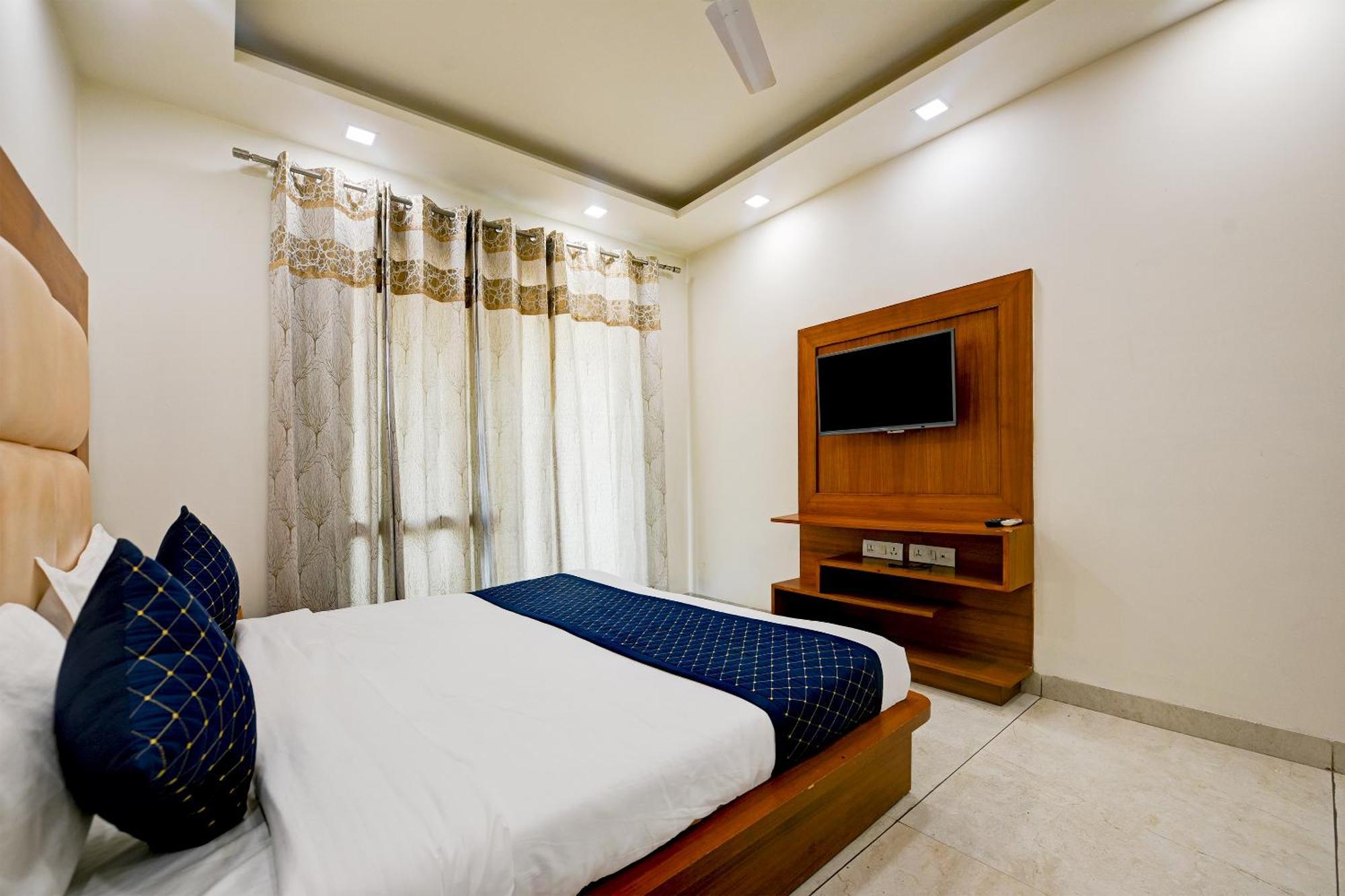 Hotel Leaf 9 Boutique, Near Golf Course Road And Galleria Market Gurgaon Zewnętrze zdjęcie