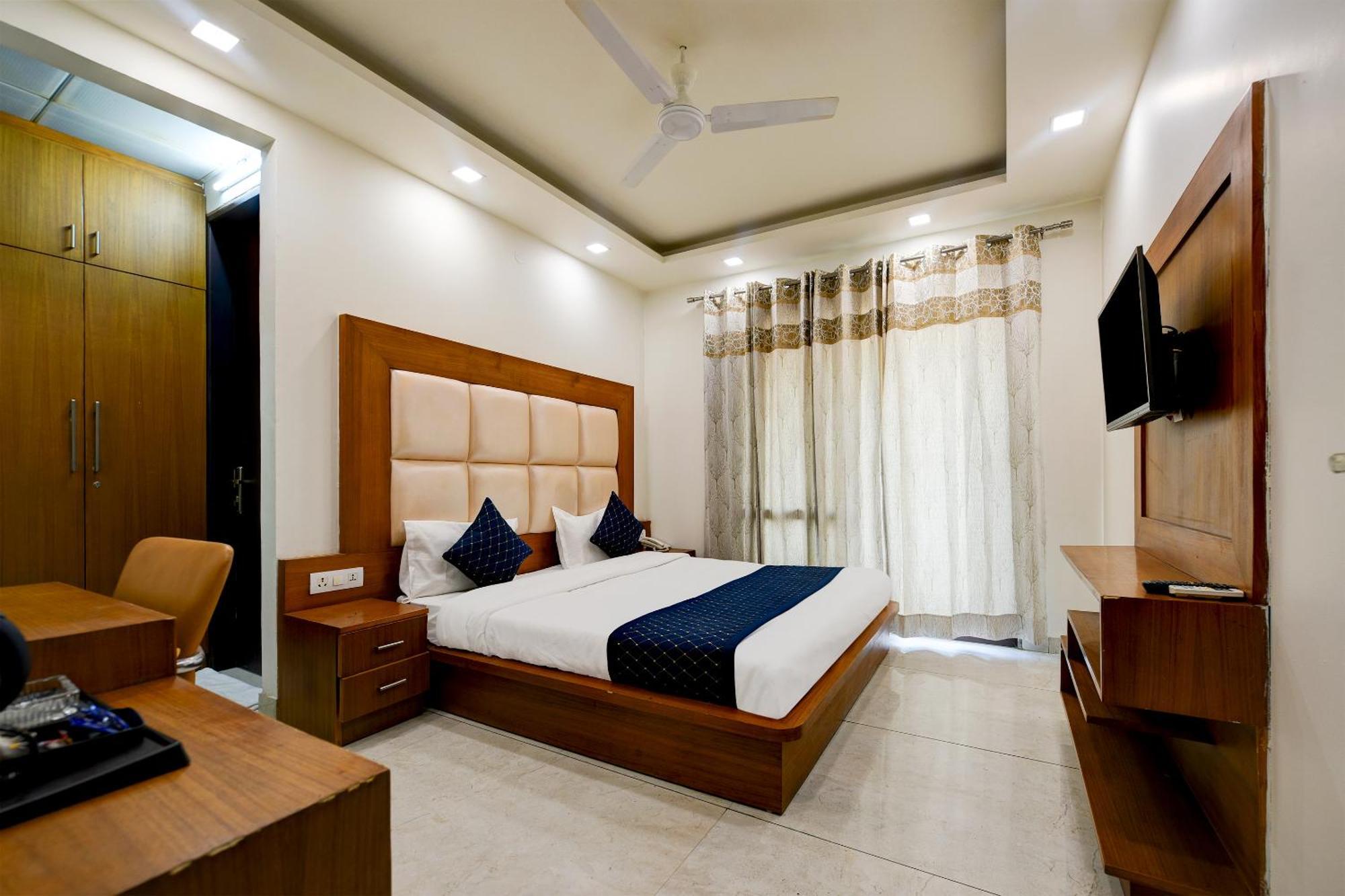 Hotel Leaf 9 Boutique, Near Golf Course Road And Galleria Market Gurgaon Zewnętrze zdjęcie