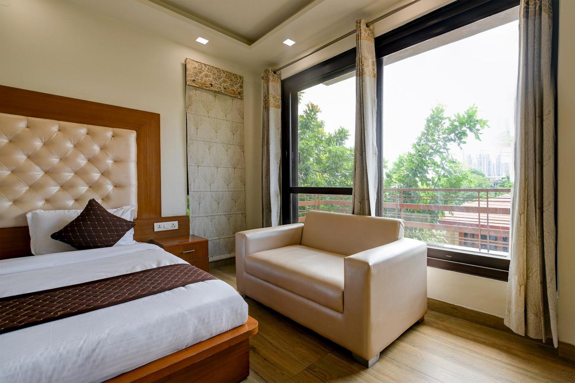 Hotel Leaf 9 Boutique, Near Golf Course Road And Galleria Market Gurgaon Zewnętrze zdjęcie